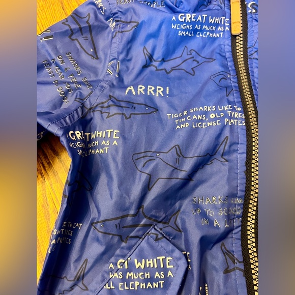 Joules blue shark rain coat toddler size 3T - Picture 4 of 8